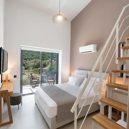 Rizomata Luxury Villa *