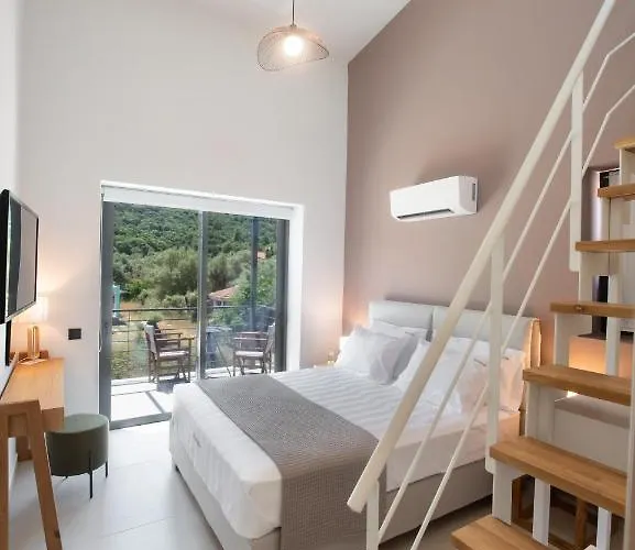 Rizomata Luxury Villa *