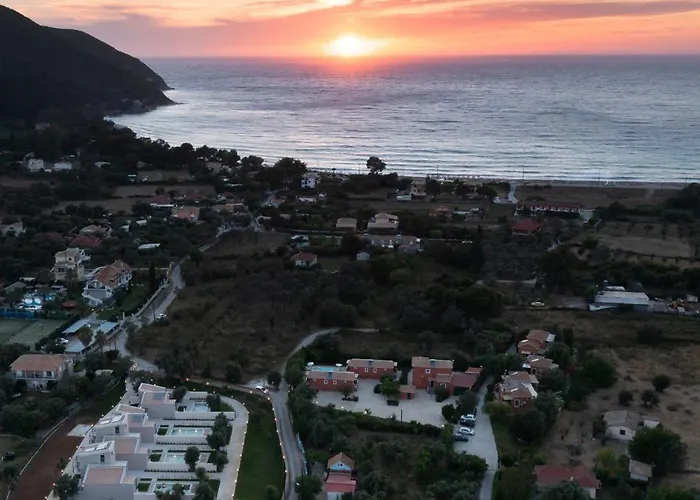 Rizomata Luxury Villa *